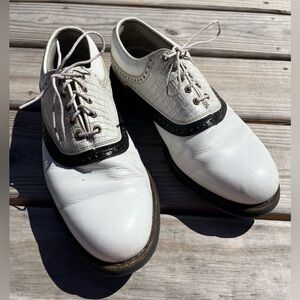 FootJoy Two-Tone White and Black Men’s Oxford Golf Shoes
